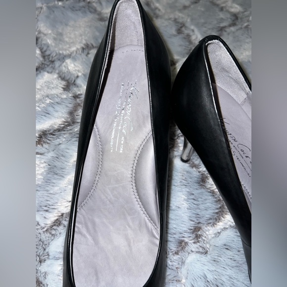 Kenneth Cole Leather Heels - Picture 3 of 9